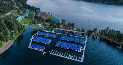 Mountain Lake Getaway