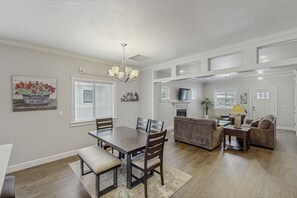 House - 6th Street Retreat in Coeur d Alene (Coeur d'Alene)