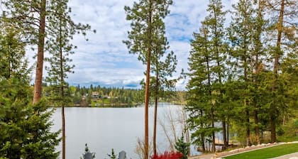Cabin With Hot Tub Lake Access Fire Pit