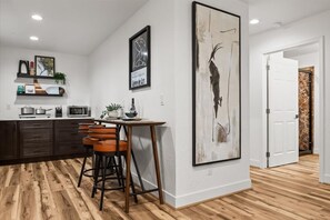 House | 2 bedrooms, Internet - Cabin With Hot Tub Lake Access Fire Pit (Hayden)
