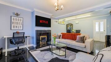 House | 2 bedrooms, Internet