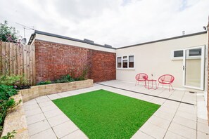 3 bedrooms - Omega Hanwell Fab 3-bedroom (London)