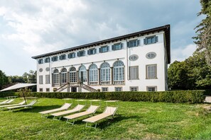 House, Smoking | 2 bedrooms - Botticelli Executive Apartament Villa Guinigi (Capannori)