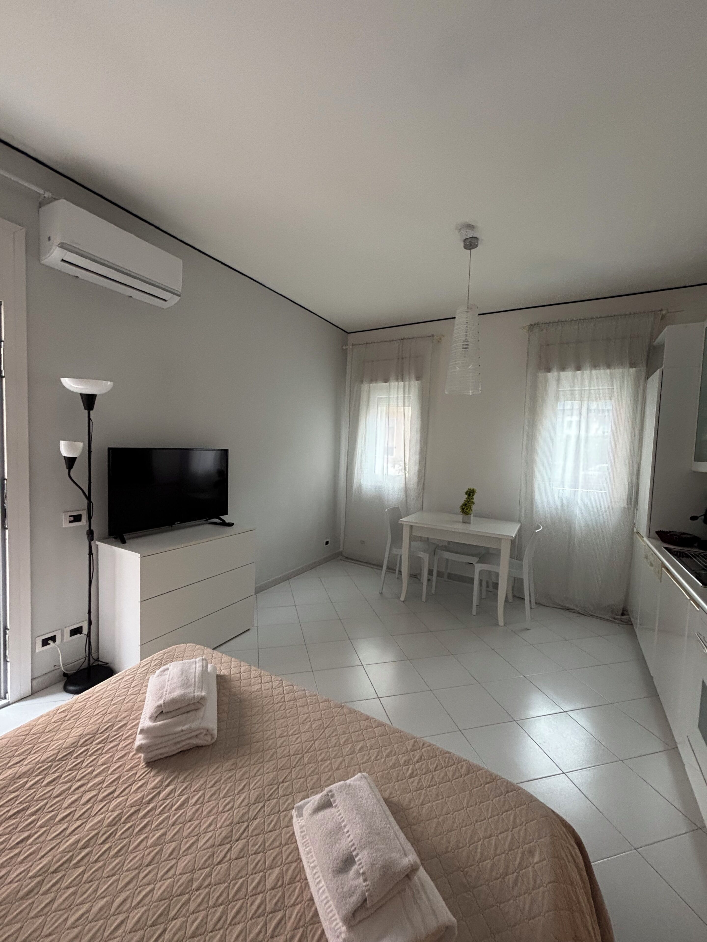Apartment Elvira - チェファルー