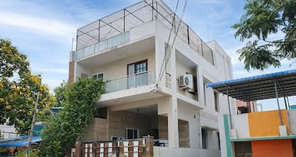 S L Homestay