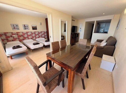 Espectacular apartamento con vistas al mar