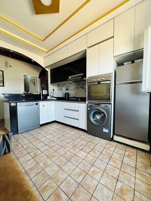 Private kitchen - Peaceful retirement: Unobstructed view and proximity to the ocean (Essaouira)