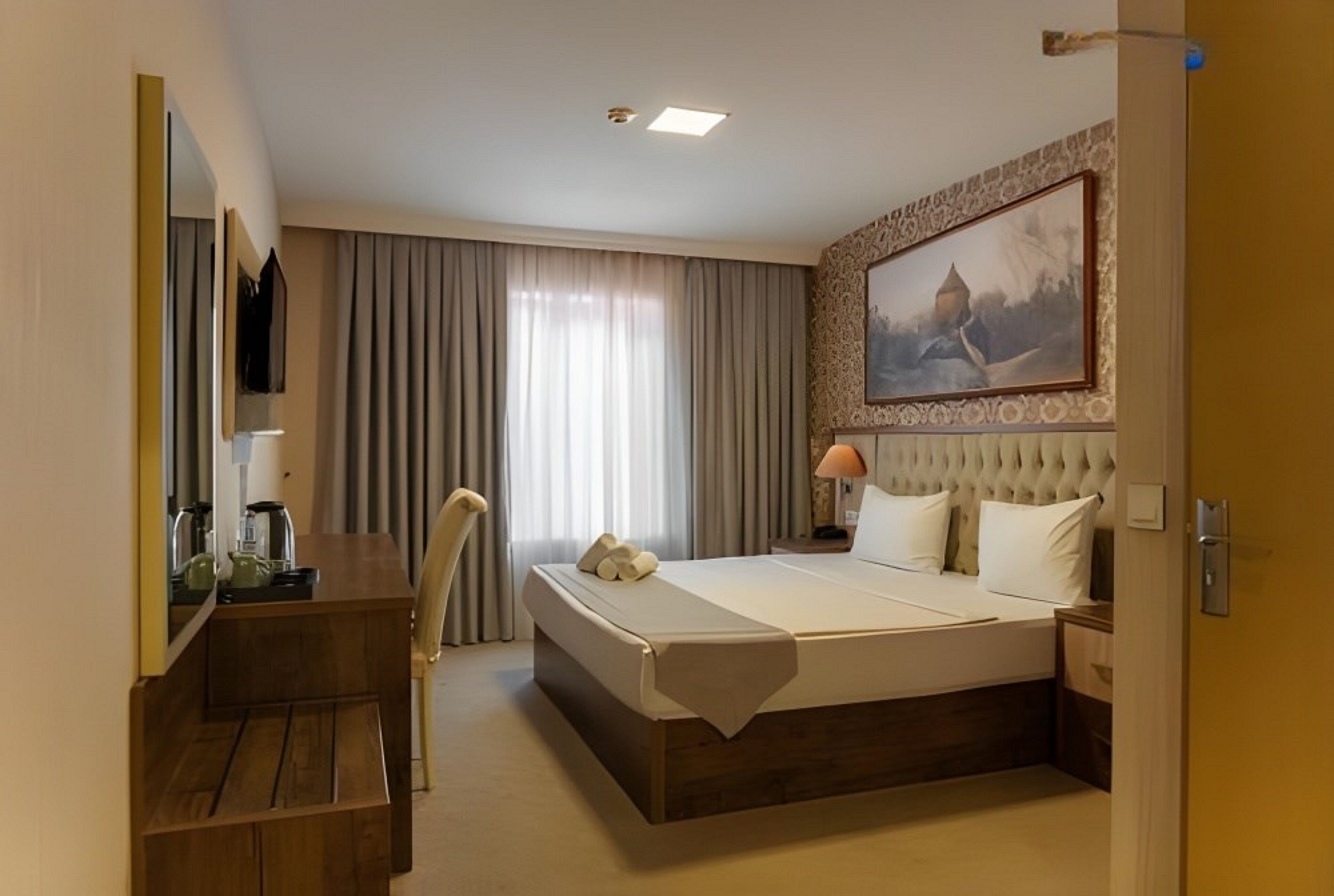 Standard Double or Twin Room, City View | In-room safe, soundproofing, iron/ironing board