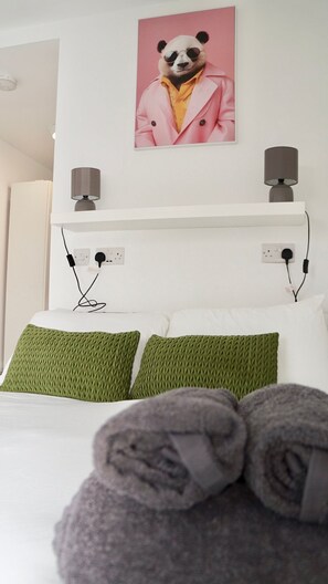 Departamento, vista a la ciudad | Cortinas blackout, tabla de planchar con plancha y wifi gratis 