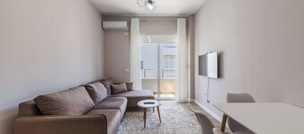 Cozy Wave Retreat | Beach 2 Min Walk by PikHost