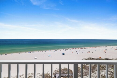 Pelican Pointe 1002 by Liquid Life