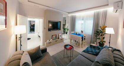 Cool People's Home