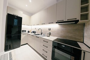 Private kitchen - Vrbo Property (Shkodër)