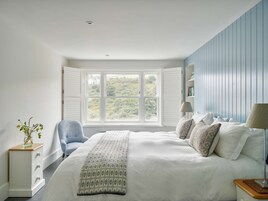 House | 5 bedrooms, Internet