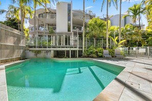 Pool - Two Bedroom Beach Bungalow (Noosa Heads)