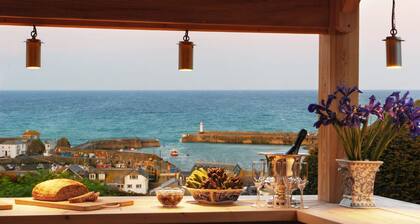 Breath-taking Estate With Pool Tennis Court Sea Views