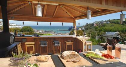 Breath-taking Estate With Pool Tennis Court Sea Views