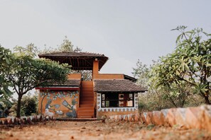 Property grounds - Madhuban Eco Retreat (Budhni)
