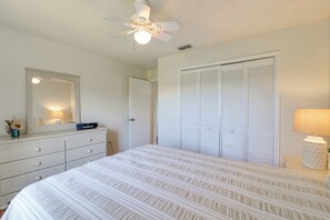Interior - Work & Play in Apopka! Cozy Extended-stay Home (Apopka)