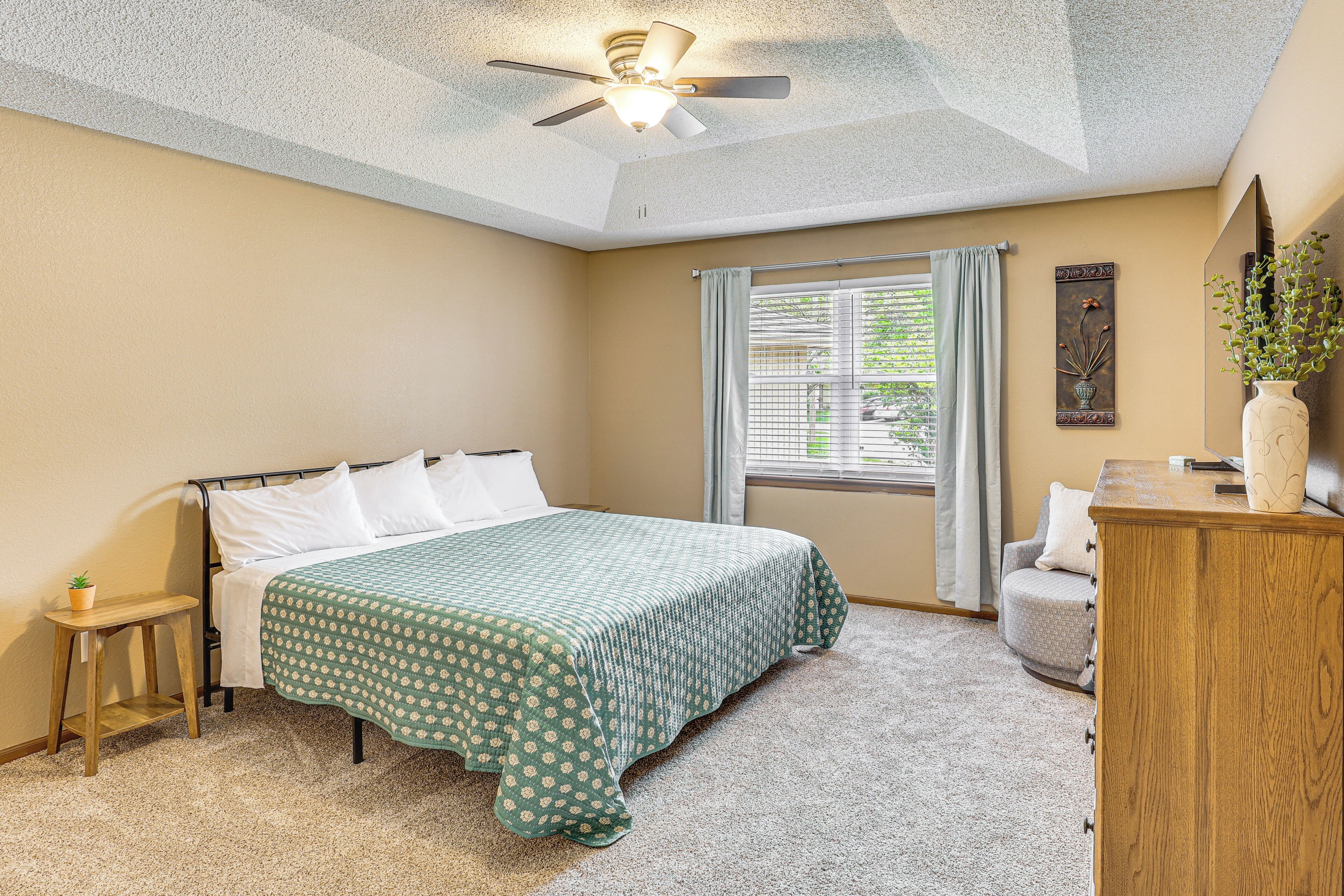 House (2 Bedrooms) | Interior