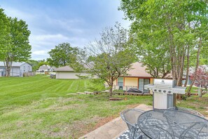 Interior - 13 Mi to Kauffman Stadium! 'cottontail Cottage' (Blue Springs)