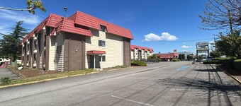 Tacoma Port Inn Fife I-5