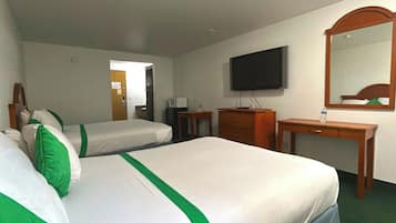 Iron/ironing board, free WiFi, bed sheets
