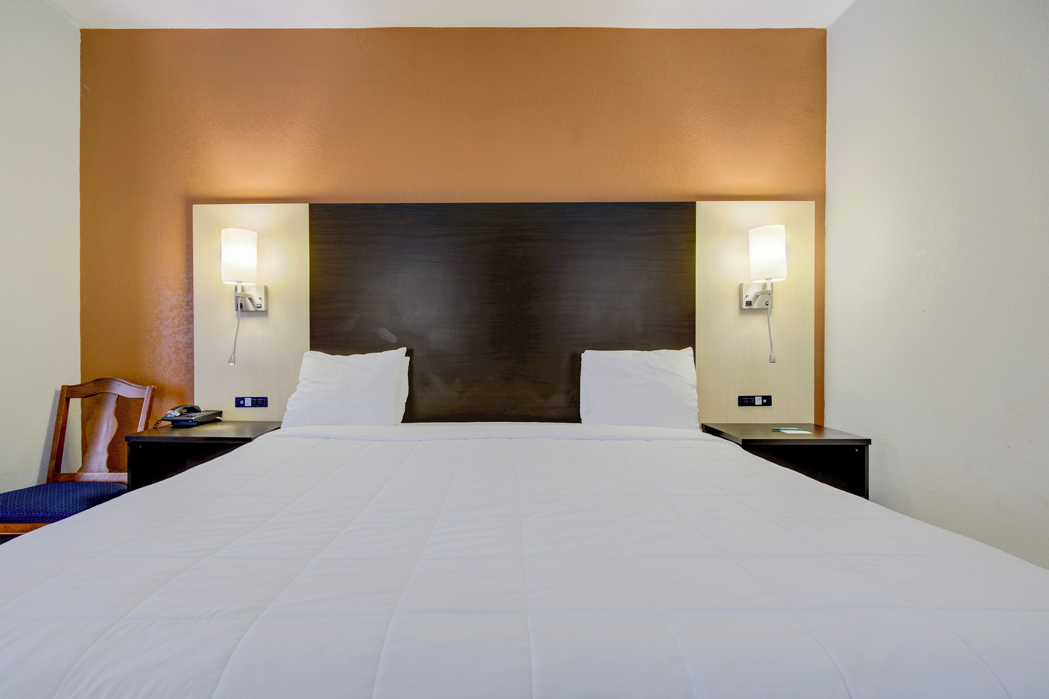 Free WiFi, bed sheets