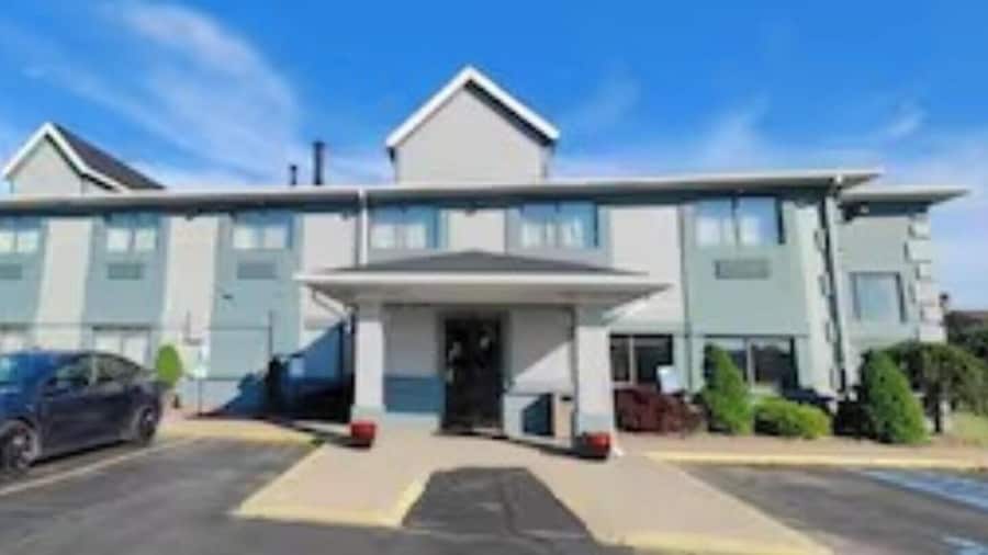 Saint Joseph Inn & Suites Benton Harbor Near I-94