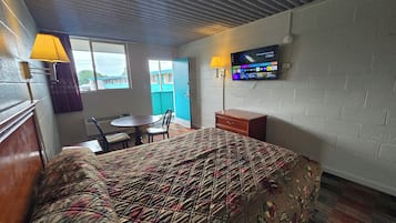 Free WiFi, bed sheets