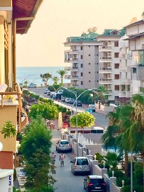 Classic Apartment, Balcony, Partial Sea View - ALANYAHOMES (Alanya)