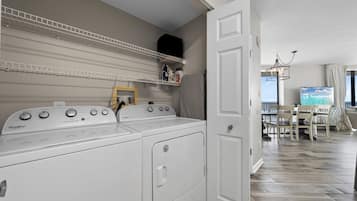 Appart'hĂŽtel Signature, 3 chambres, balcon, vue plage | Blanchisserie