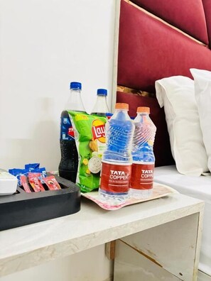 Food and drink - Hotel RS International (New Delhi)