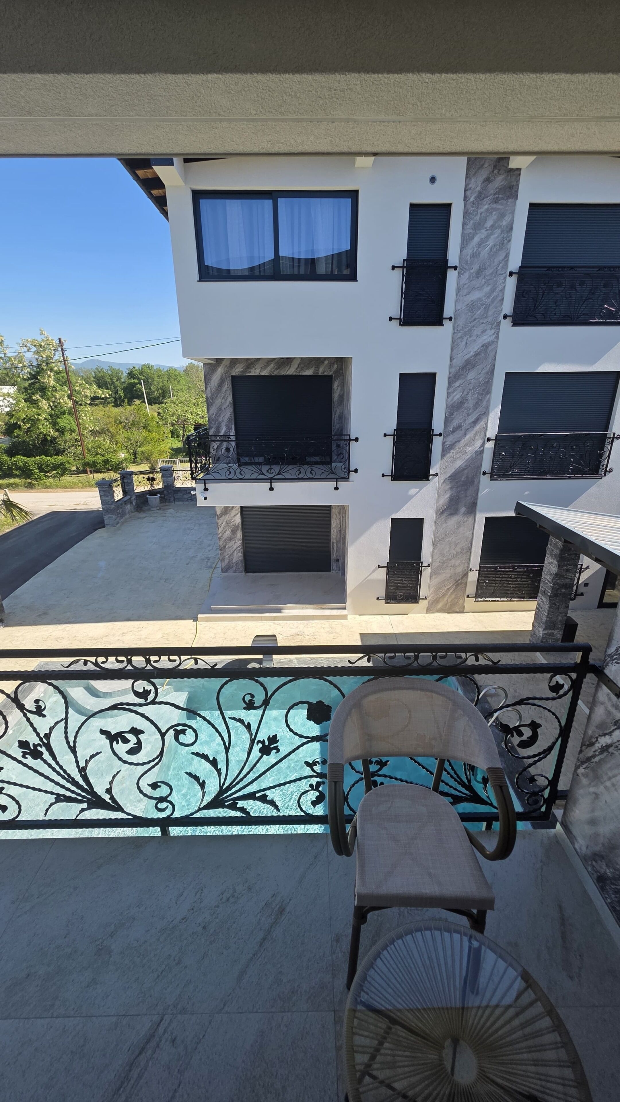 Appartement Deluxe, balcon, vue piscine | Vue depuis le balcon