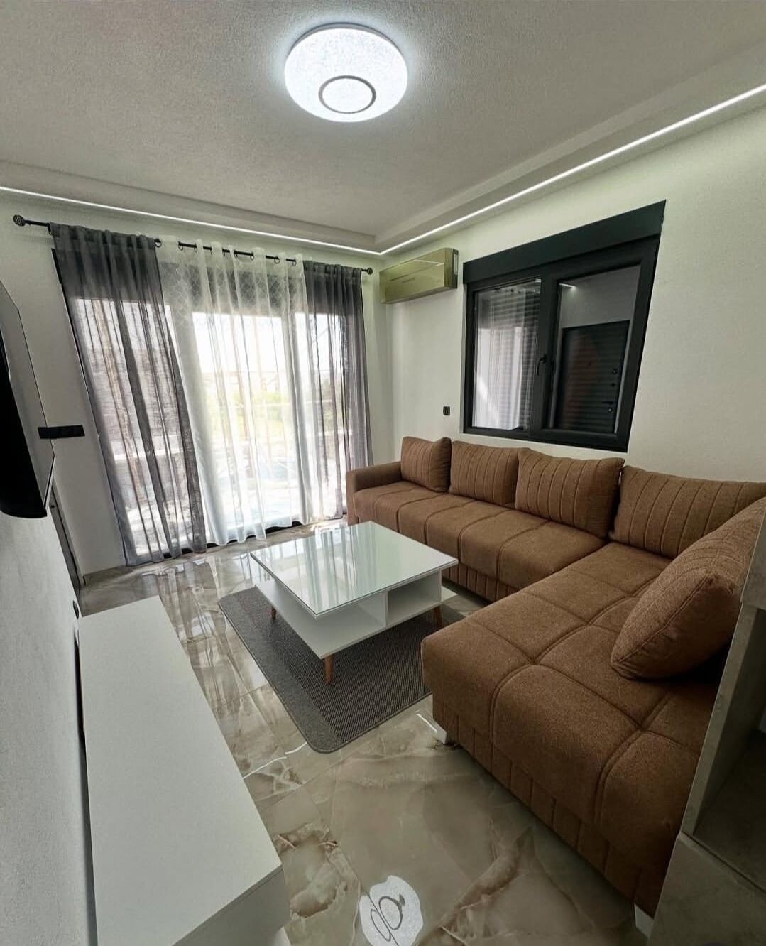 Deluxe Apartment | Living area
