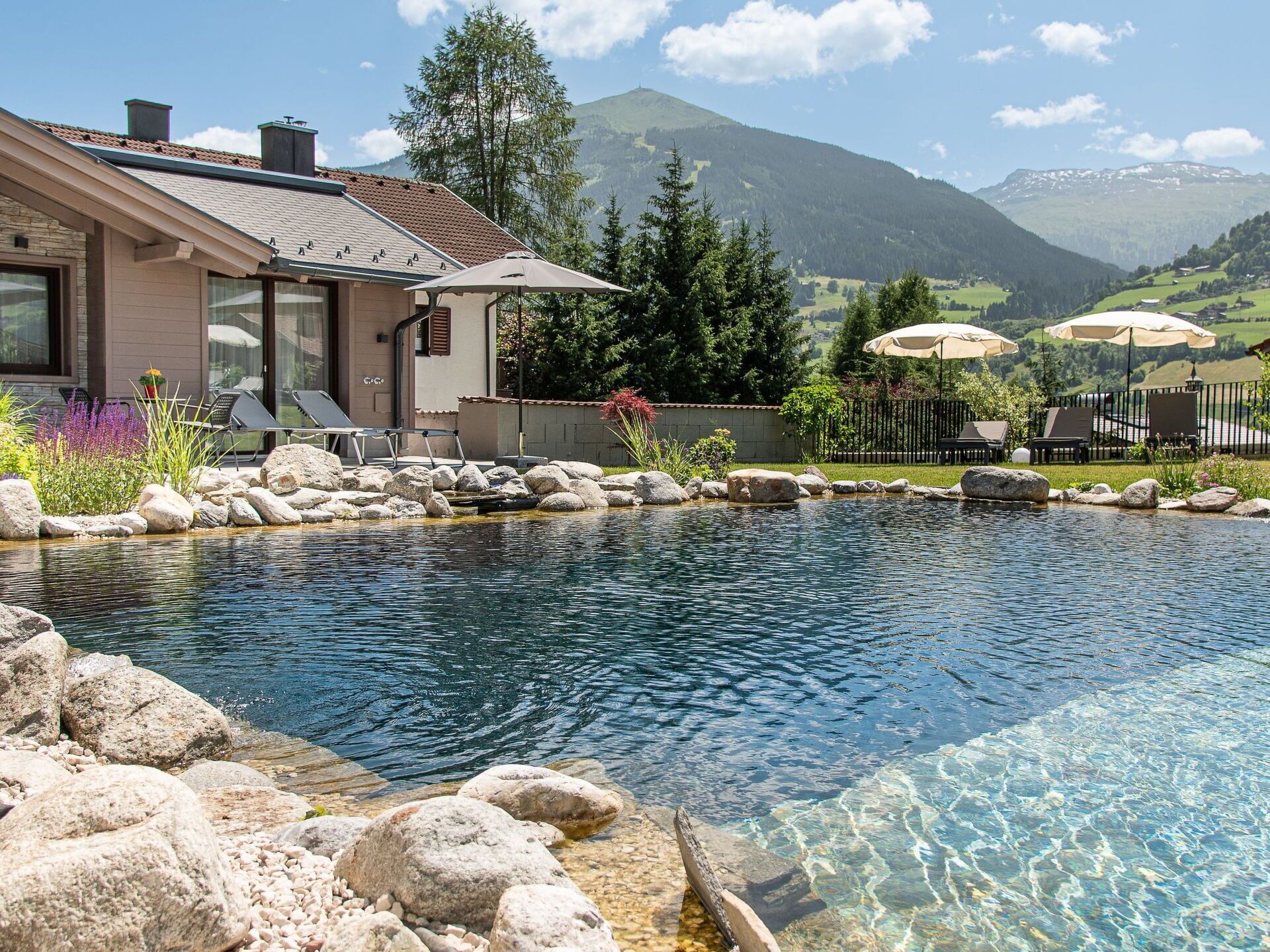 \"Fels, Zuhause, Hütte, Garten, Landscaping, Schwimmbad, Gebirge, Water Feature, Hinterhof