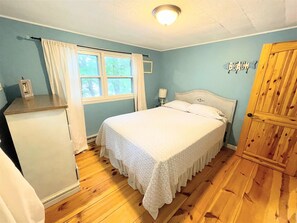 Cottage, 3 Bedrooms | 3 bedrooms, free WiFi