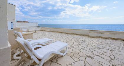 Luxury Seafront Villa with Private Pool