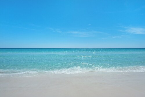 Flamingo Cove |New Listing|Private Beach Access|4BR Luxury Home|Pet Friendly