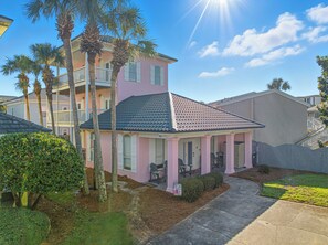 Exterior - Flamingo Cove |New Listing|Private Beach Access | 4BR Luxury Home (Miramar Beach)