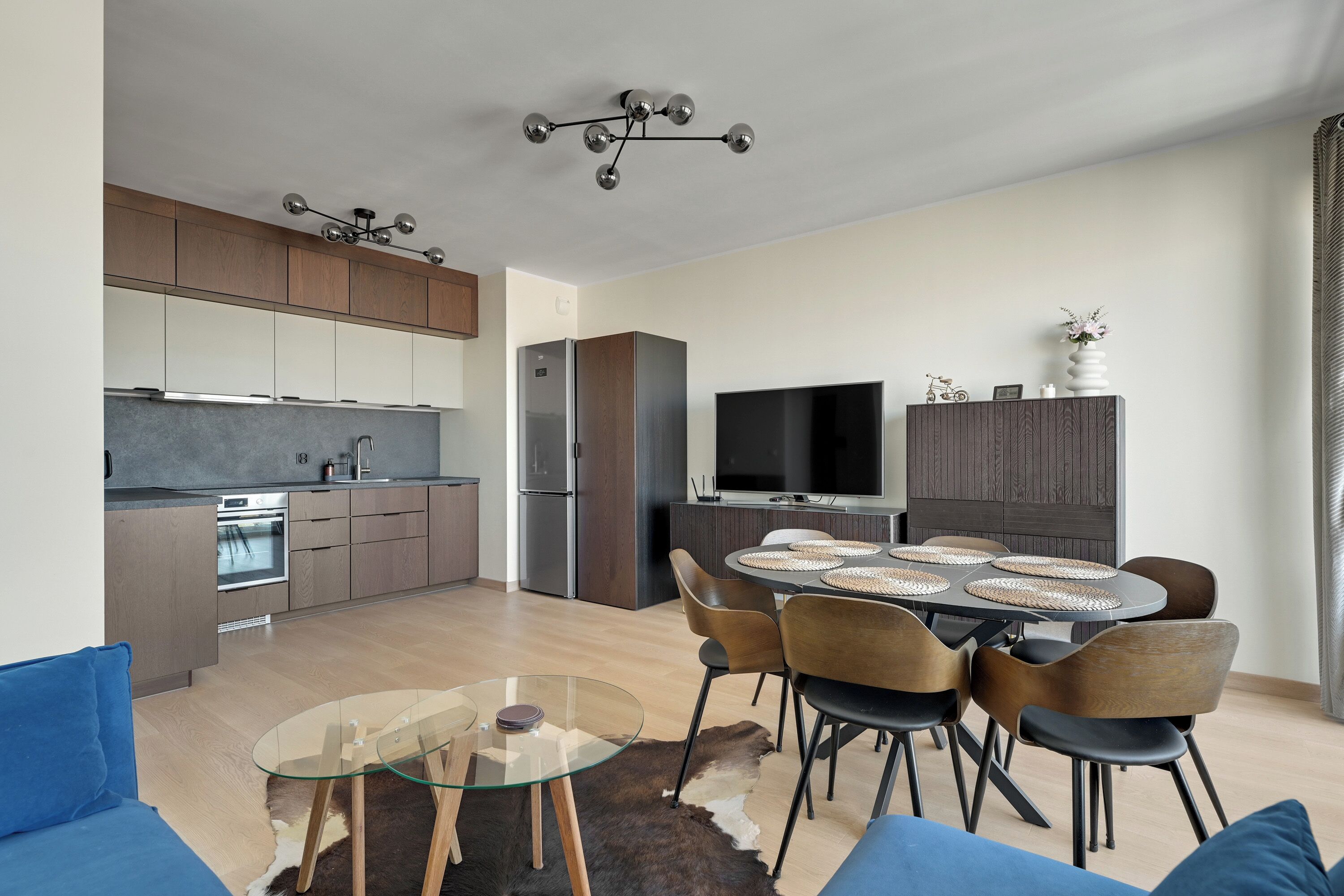 Apartamento, sacada | Cozinha americana privada | Cafeteira/chaleira, chaleira elétrica