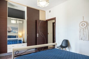 Caja de seguridad en la habitación y sistema de insonorización 
