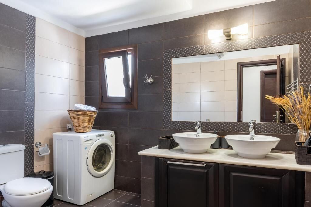 Free toiletries, hair dryer, towels, soap