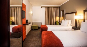 Standard Twin Room | In-room safe, blackout curtains, iron/ironing board, free WiFi