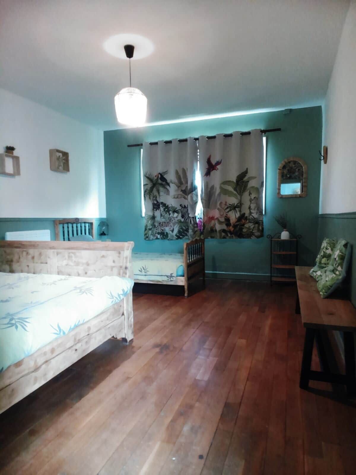 5 chambres, Wi-Fi, draps fournis