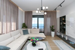 Exclusive-huvila, merinäköala, puutarha-alue | Oleskelualue