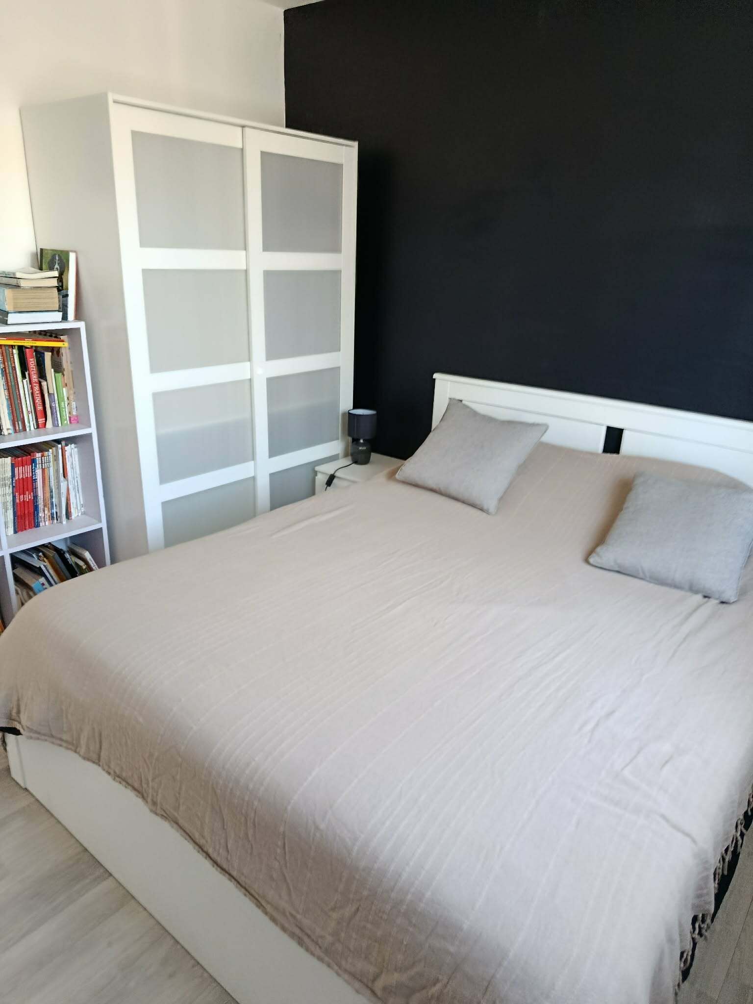 3 chambres, fer et planche à repasser, Wi-Fi gratuit, draps fournis