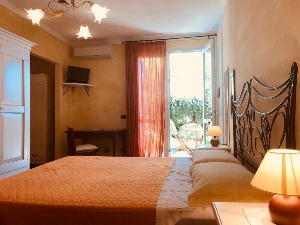 Studio, patio, vue jardin | Wi-Fi gratuit