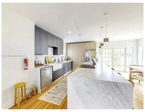 Private kitchen - Coral Gables Charmer Your World Cup Home Base  3BR  Sleeps 6  Private Parking (West Miami)