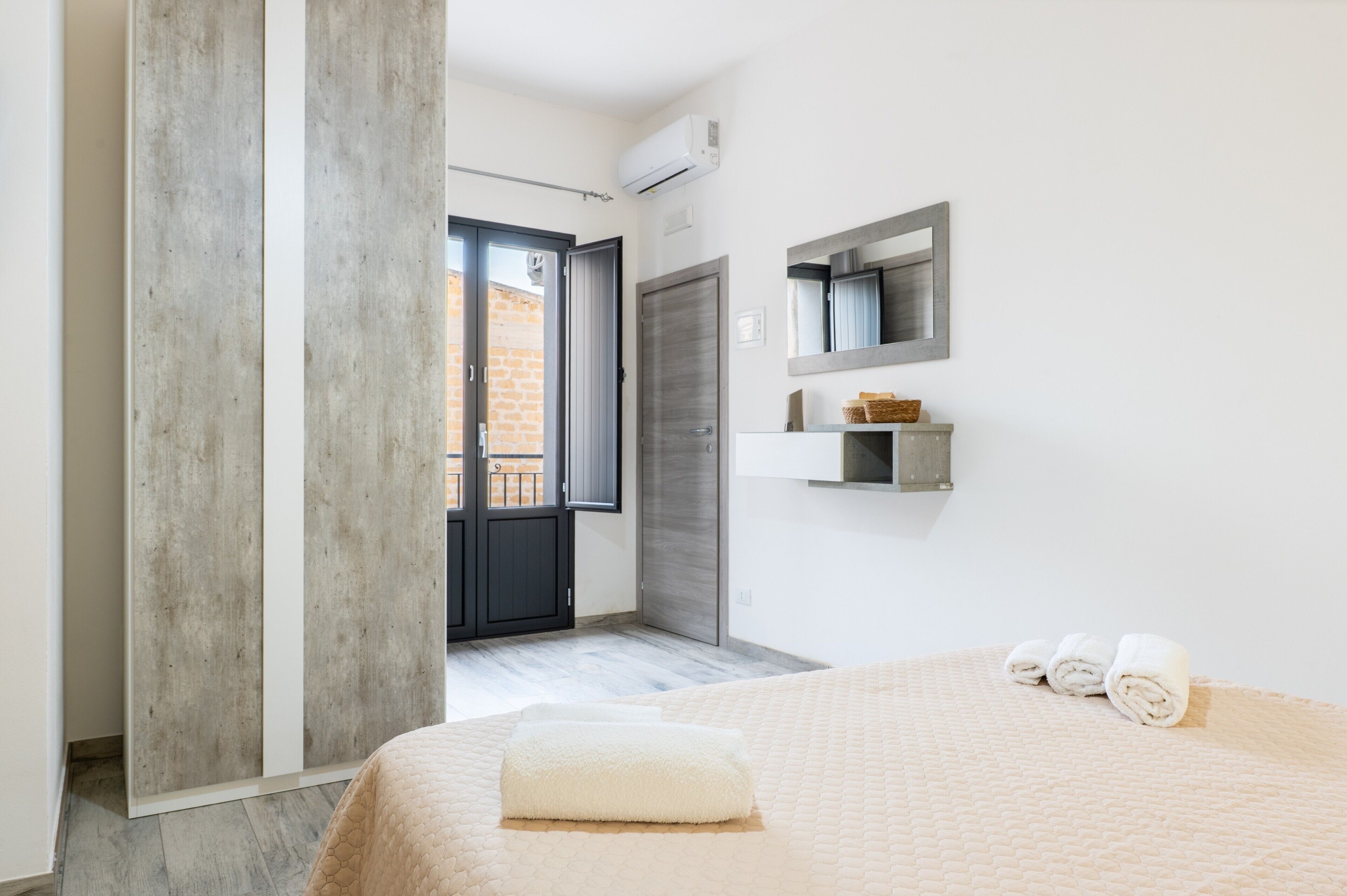 Chambre 'Perla Marina - U Scogliu' Avec Balcon, Wi-fi, Climatisation Et Cuisine Partagée - Siculiana